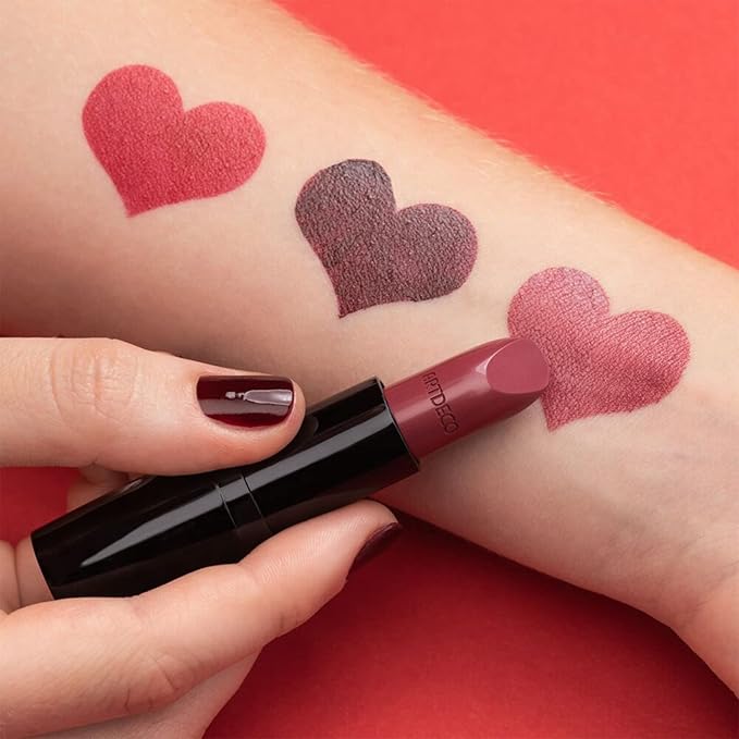 ARTDECO Perfect Color Lipstick - Lingering Rose - Glide-On Lipstick - Rich Color & Plumping Effect - Creamy, Pearly Finish - Hyaluronic Acid - Long Lasting - Lip Plumper - Lip Care - Makeup - 0.14 Oz