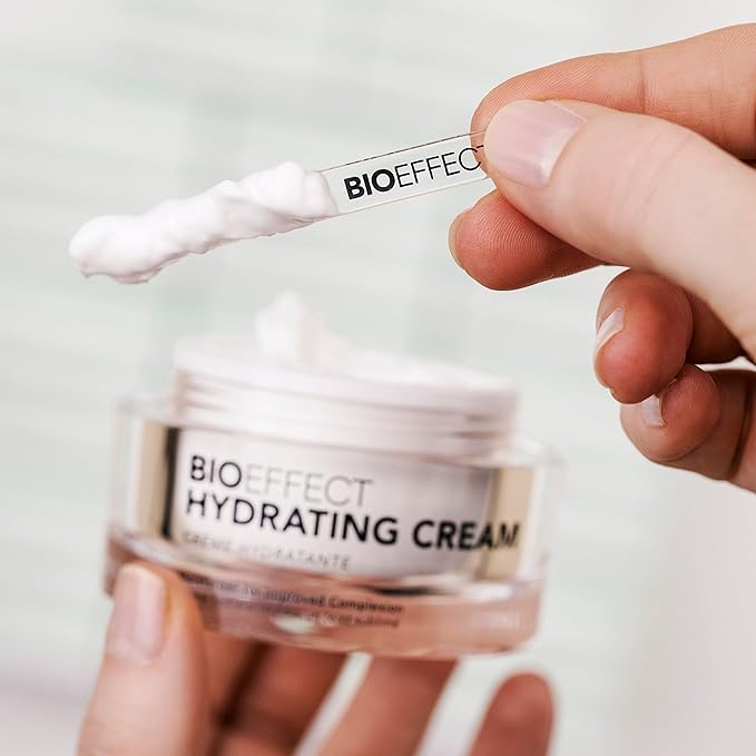 BIOEFFECT Hydrating Cream Moisturizer with Hyaluronic Acid, Plant-Based EGF and Antioxidants, an Anti-aging, Long-lasting Water Cream and Oil-free Facial Lotion that Boosts Moisture Levels (50 mL)