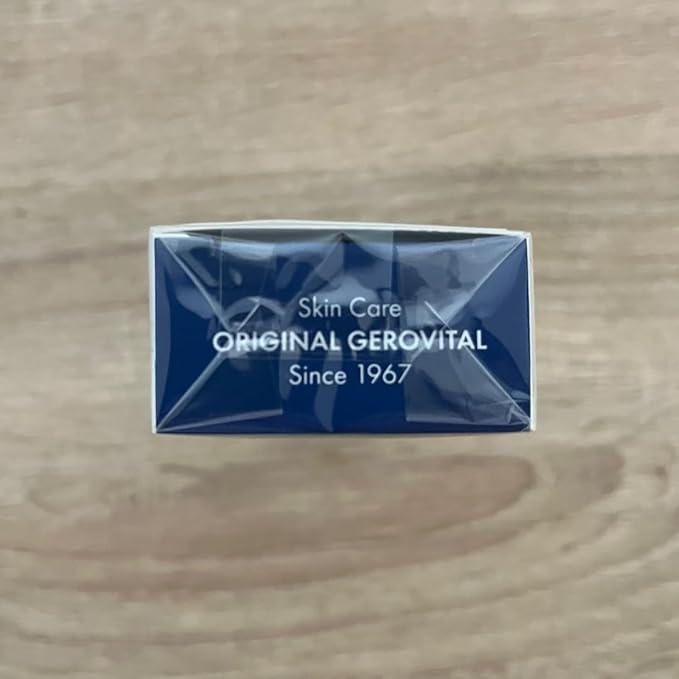GEROVITAL CLASSIC Anti-wrinkle around Eyes and Lips Lifting Cream with Hyaluronic Acid, Vitamin E and Juvinity™ for Dark Circles, Fine Lines & Wrinkles, 15 ml