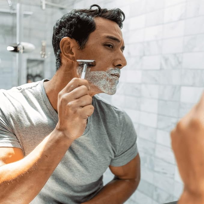 Oars + Alps Soothing Men's Shaving Cream, Dermatologist Tested and Infused with Aloe and Coconut Oil, Fresh Ocean Splash Scent, TSA Friendly, 3.4 Oz, 1 Pack