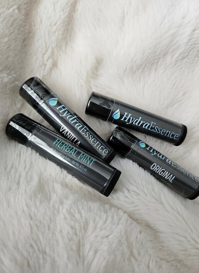 Pure Essentials Lip Balm 4-Pack | 7 Natural Ingredients | Beeswax Sunflower Oil Shea Butter | Moisturizing Lip Care for Dry Cracked Lips | Original Vanilla Mint