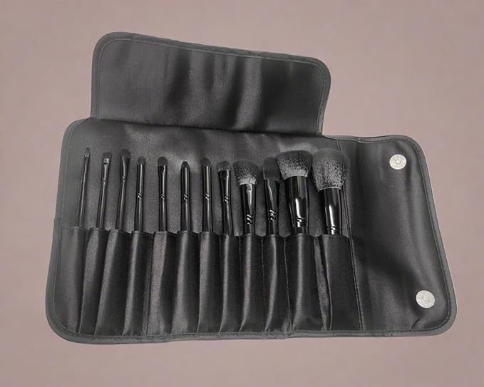 12 Pc. Ultimate Beauty Makeup Brush Set