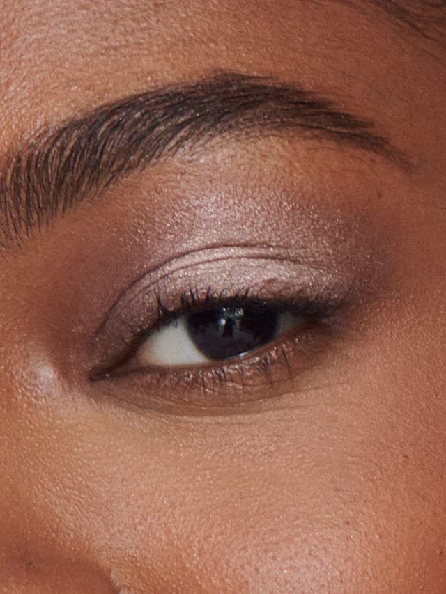 ILIA - Chromatic Liquid Powder Eye Tint | Cream-to-Powder Eyeshadow, Smudge-Resistant, Quick-Dry, Weightless, Water-Based | Non-Toxic, Vegan, Cruelty-Free, Clean Makeup (Aura, 0.12 fl oz | 3.5 ml)