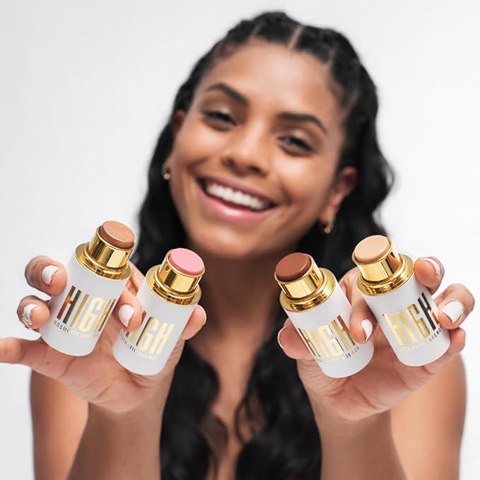 Golden Contour Collection – Cream Contour Set with CONCEALER LIGHT BEIGE,Shy Blush,Concealer Spice Ginger,Highlighter Candle Light.