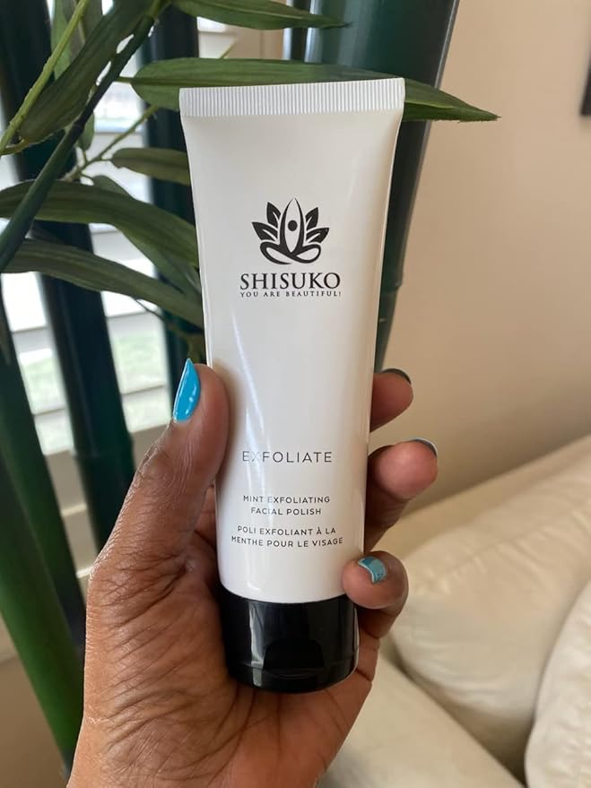 Shisuko Exfoliating Face Polish - Renewed Glow 2in1 gentle cleanser derived from Sugar. Smooths and Brightens without drying. Rapid results, using 2-3 X a week, can last up to 3 Mo - 3.38 oz