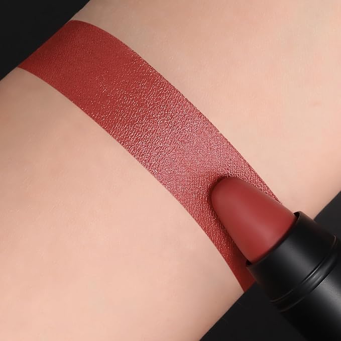 FOCALLURE Ultra Chic Lipstick,Rich Vitamin E Lip Crayon,Lightweight Color without Drying or Fading,Long Lasting Waterproof Lips Makeup,CRIMSON