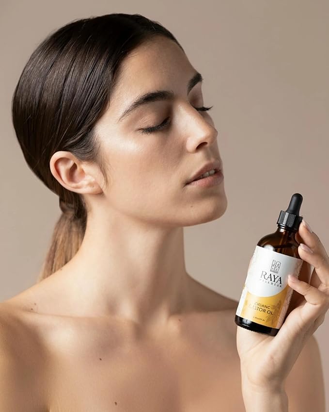 RAYA WELLNESS - USDA Organic Castor Oil with Organic Cotton Knee Pack - Glass Bottle - 3.4 fl oz (100 ml)