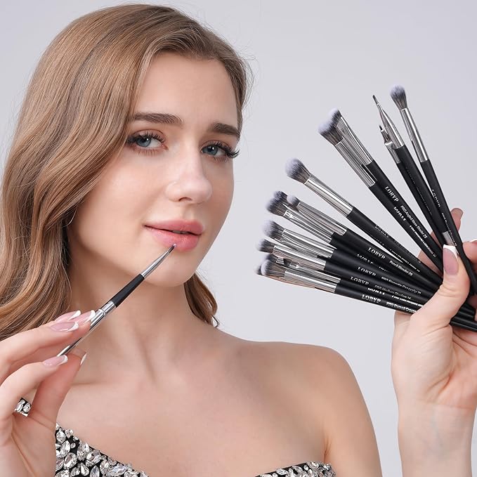 LORYP Professional Makeup Brushes Set 32Pcs Matte Black Cosmetic Brush Kit for All Face & Eye of Soft Vegan Synthetic Hair for Artists & Enthusiasts