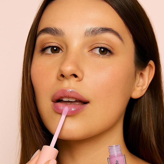 Sophia + Mabelle Hydrating Fruit Lip Oil – Lightweight, Non-Sticky, Tinted Gloss Oil – Nourishing, High-Shine, Flavored Lip Treatment – Yuzu, Lychee, Mango – 3.7g (LYCHEE (Medium Pink), Standard)