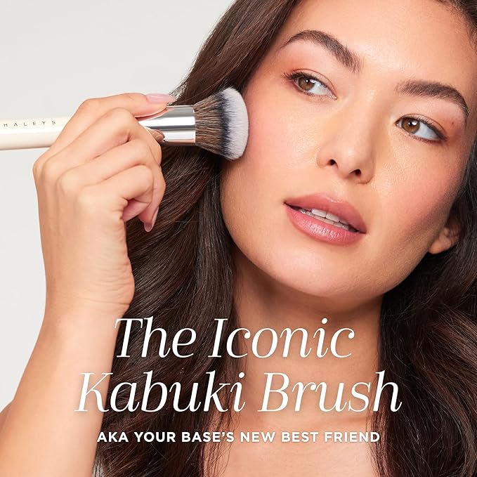 HALEYS Kabuki Makeup Brush – Vegan Foundation Brush for Liquid, Cream & Powder, Seamless Blending Face Brush for Concealer, Blush & Setting Powder, Airbrush Finish, Dermatologist-Tested