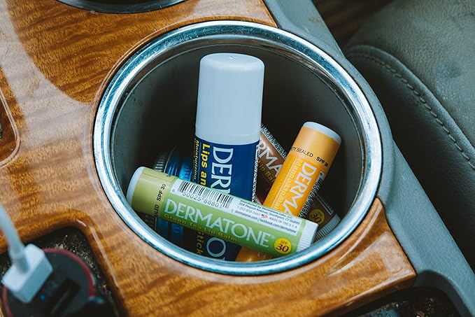 Dermatone Green Tea Lip Balm | Moisturizing | Medicated | Aloe & Vitamin E | Soothes Dry, Chapped & Cracked Lips | SPF30 | 3-pack (Green Tea, 0.15oz)
