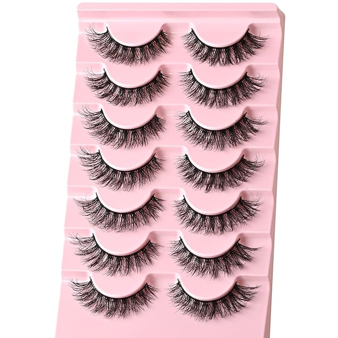 FARRED Natural Lashes Cat Eye False Eyelashes Wispy Fake Lash Strips 7 Pair Short Fluffy Strip Eyelash Wispies Mink Small Lashes Natural Look Full Pestañas Sets for MUA and Beginners Daily Makeup